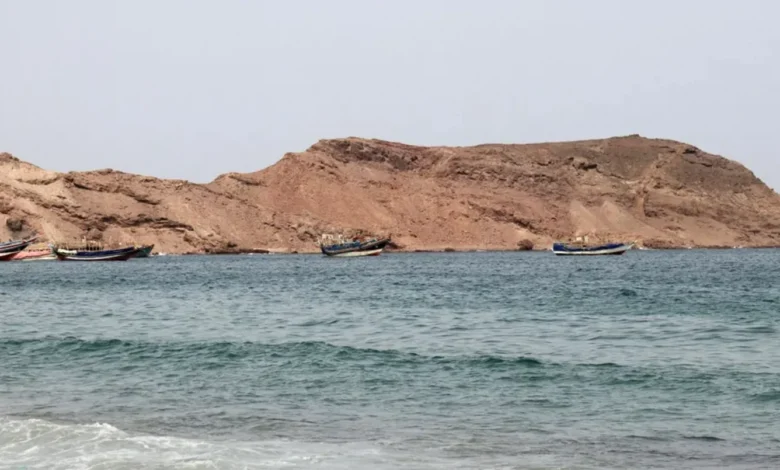 البحرية الإيرانية: رصد ناقلة نفط مشتعلة في خليج عمان
