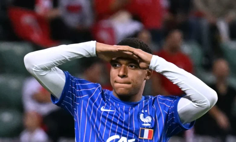 هل يغيب كيليان مبابي عن الكلاسيكو ضد برشلونة؟
