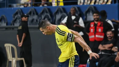 على عكس جيسوس... بوستيكوغلو يدعم رونالدو في الفصل الأخير