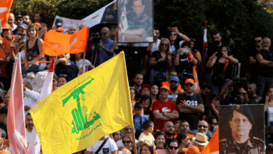 التواصل يعود بين "الحزب والتيار" والموسوي غرد خارج السرب
