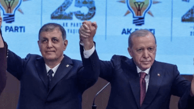 إنضمام رئيس بلدية إزمير إلى حزب أردوغان