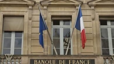 ماذا يحدث في فرنسا؟ "جرس إنذار" يهزّ سوق السندات