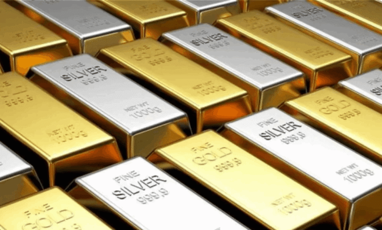 الذهب يتعافى قليلا من أدنى مستوى في شهرين