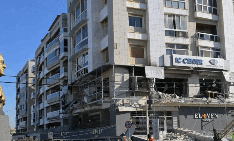 "حزب الله" يدفع لـ"الإيواء".. المبالغ لا تأتي من إيران وحدها