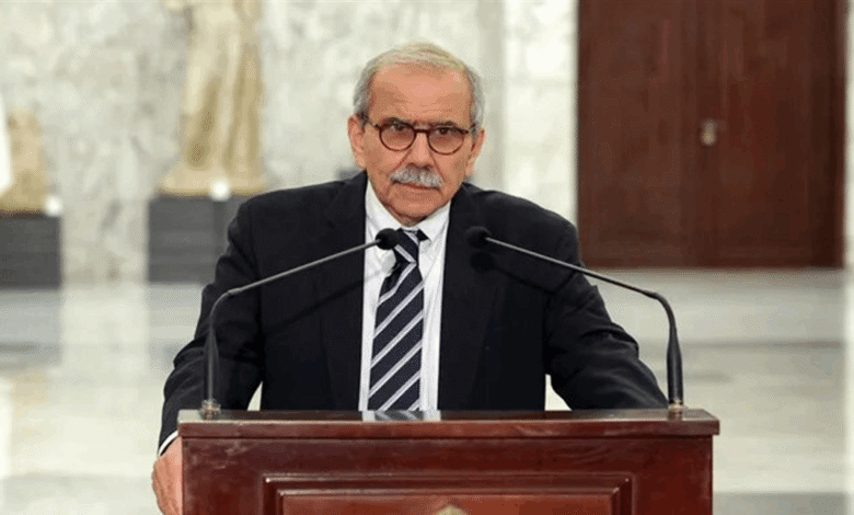 سلام يعلن موعد تشغيل مطار القليعات