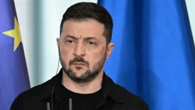 زيلينسكي: تخفيف العقوبات عن روسيا يخدم الحرب