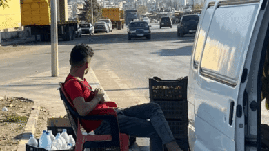 أطفال خارج الصفوف.. العمل يسرق مستقبلهم
