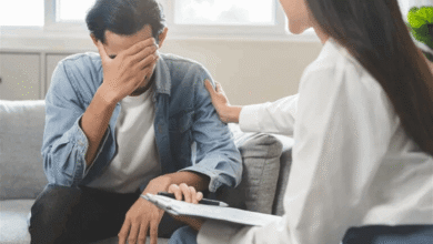الأزمة المعيشية تدفع إلى حافة اليأس وأرقام الانتحار مقلقة