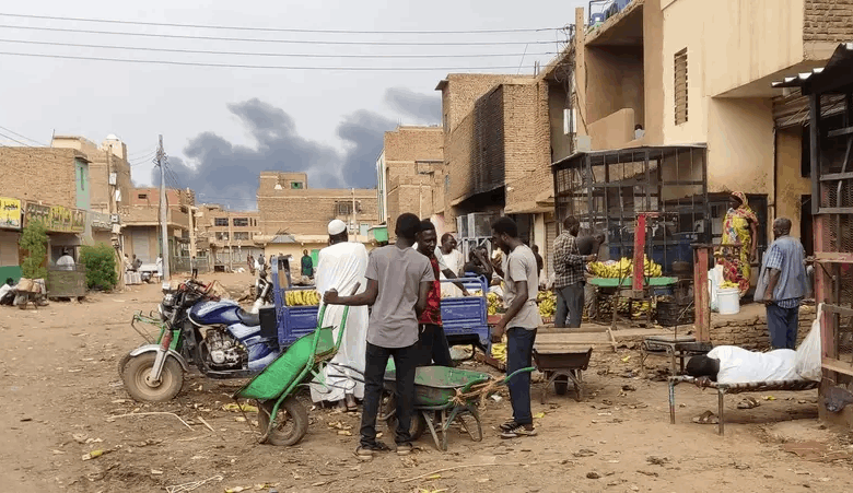 الشرطة السودانية تعلق على مقتل سائقين مصريين.. هذا ما قالته