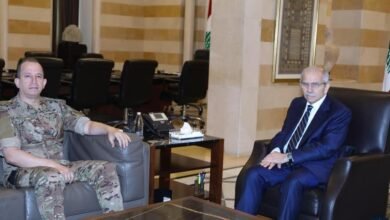 في السراي.. سلام بحث "ملف المتفجرات" مع قائد الجيش