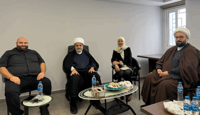 انطلاقة العام الدراسي في صور بين عبدالله ووفد من مدرسة قدموس