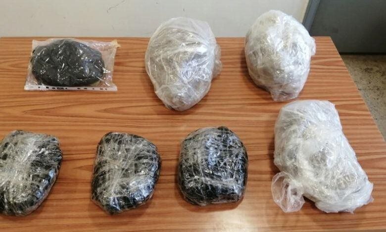 في أكثر من منطقة... الجيش يوقف 56 شخصاً ويضبط أسلحة ومخدرات