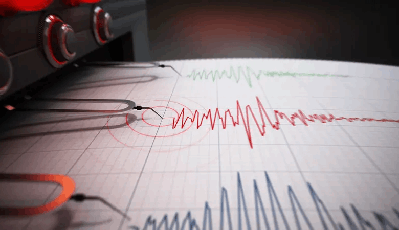 بعد إنذار بوقوع زلزال بقوة 9.9 درجات.. اليابان تتراجع