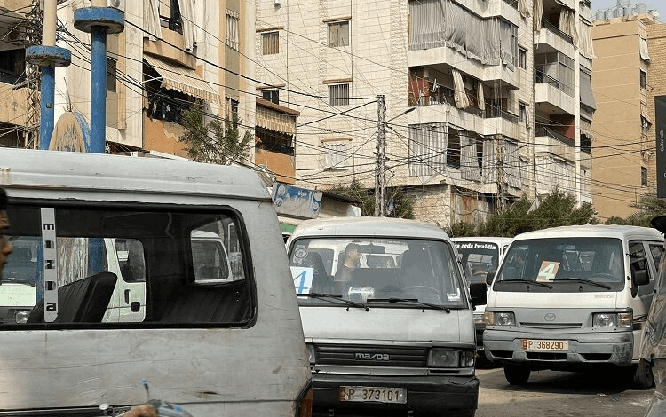 "مافيات النقل" في لبنان.. مَنْ يملك حق السيطرة على الطرق والركاب؟