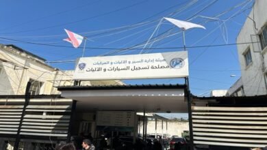 سيارات بلا دفاتر تسجيل.. أزمة "النافعة" تربك المشترين والمعارض