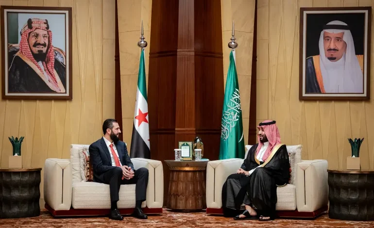 الرئيس السوري يصل الرياض ويلتقي ولي العهد السعودي