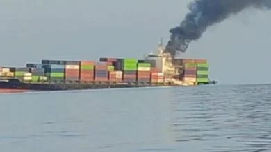 إيران مباشر.. غرق سفينة تجارية قرب مضيق هرمز وقاليباف يدعو لتعزيز القوة