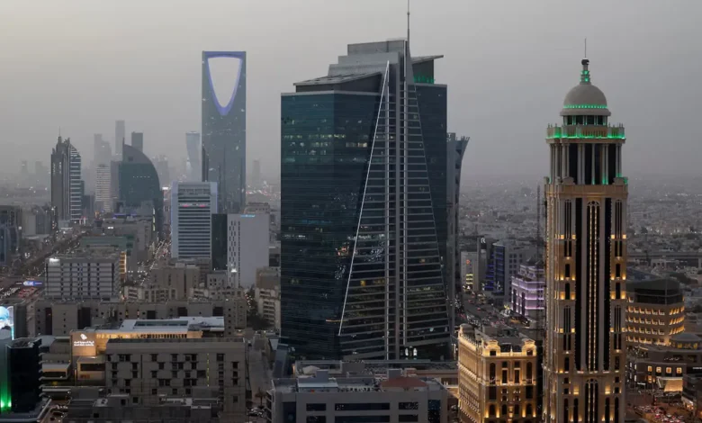 هيئة الإحصاء السعودية: إيرادات قطاع الأعمال ترتفع لكن فاتورة الأجور تزداد بوتيرة أسرع