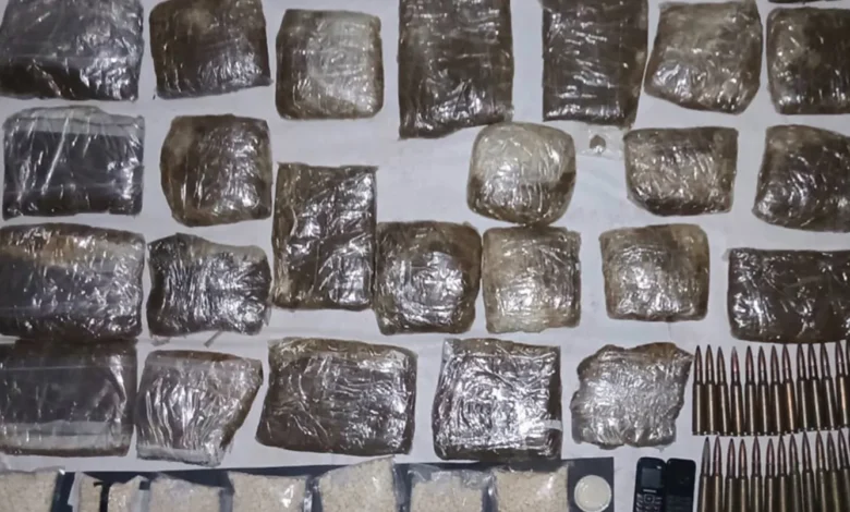 الجيش اللبناني يضبط مخدرات ويوقف 136 سورياً في بعلبك وعكار