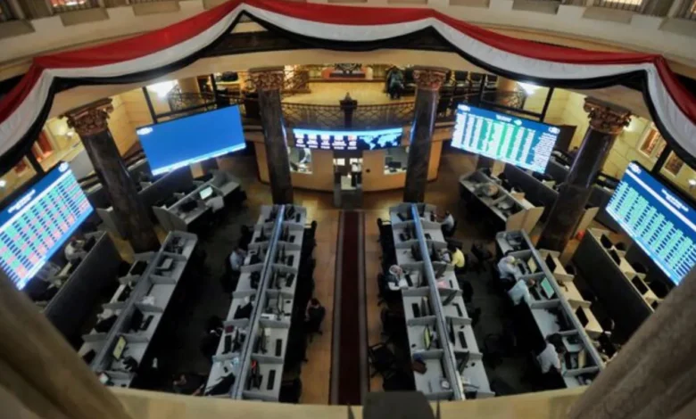 رغم عودة الأجانب والعرب للشراء.. البورصة المصرية تتراجع 5.4% في سبتمبر