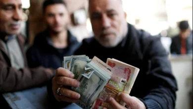 خفض قيمة الدينار العراقي.. إصلاح مالي أم ضغوط جديدة على المواطنين؟