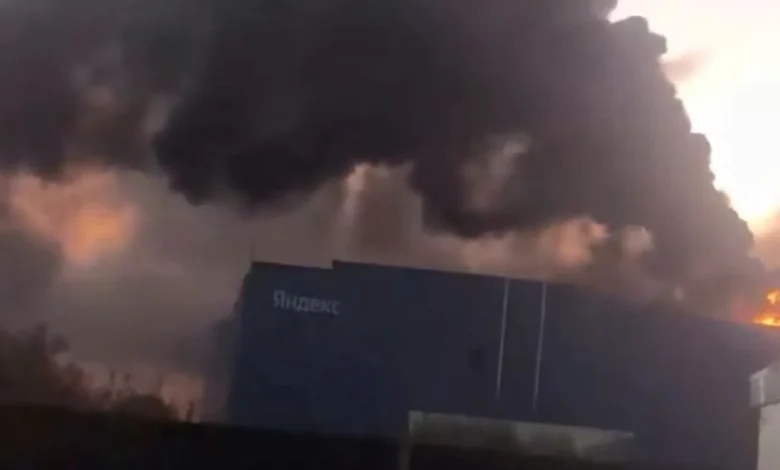هجوم بمسيّرة يتسبب بتعطّل مركز بيانات عملاق التكنولوجيا الروسي "ياندكس"