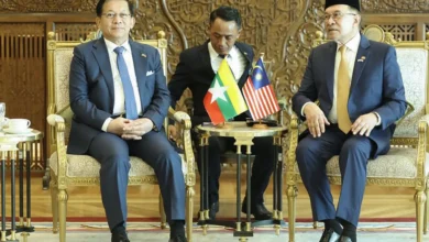 عسكري سابق يسعى لكسر العزلة.. هلاينغ يتعهد من ماليزيا بإعادة لاجئي ميانمار