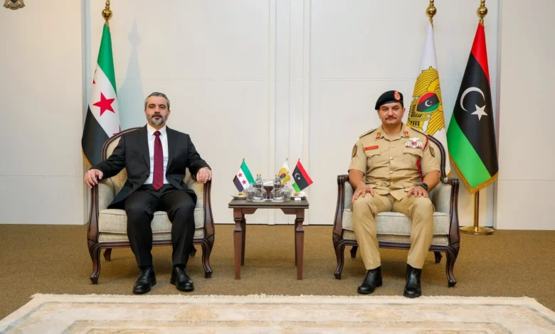 محادثات سورية في شرق ليبيا.. هل يمهّد التعاون الأمني لدور سياسي أوسع؟