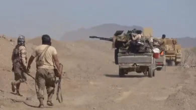 غارات مكثفة واستمرار المواجهات في تعز.. أبرز تطورات "فجر اليمن"