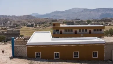 مركز الملك سلمان للإغاثة يسلّم مدرسة في الضالع اليمنية بعد تأهيلها