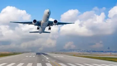 تعطل ستة مراحيض يغيّر وجهة طائرة فوق الأطلسي