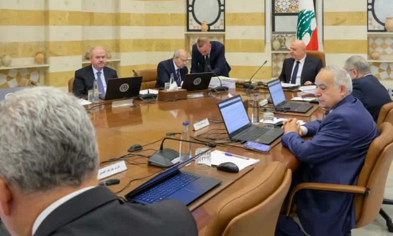 جلسة للحكومة اللبنانية: تحديد موعد أول رحلة تجارية من مطار القليعات... ولا تغيير بشأن التوقيت