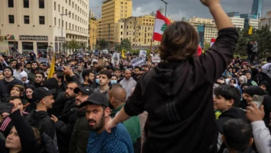 غضب من تمويل الحزب وتحذيرات من انفجار اجتماعي