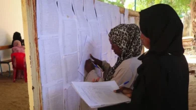 رغم هجمات المسيرات.. إقبال طلابي على التقديم للجامعات السودانية في الدمازين