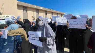 للمطالبة برفع الأجور.. إضراب مفتوح للمعلمين يوقف الدراسة في ليبيا