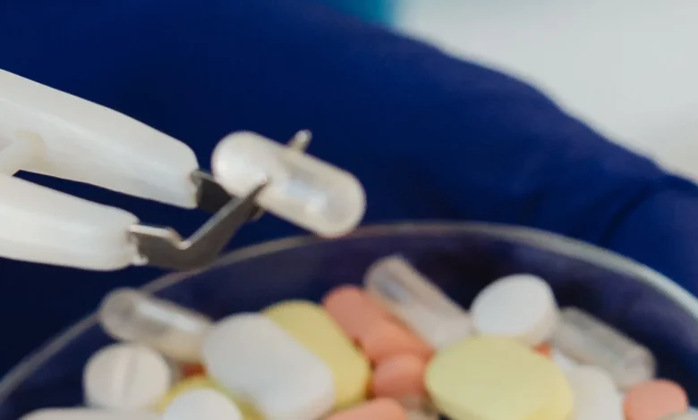تطوّرات طبّية وصفقات كبرى في قطاع الأدوية