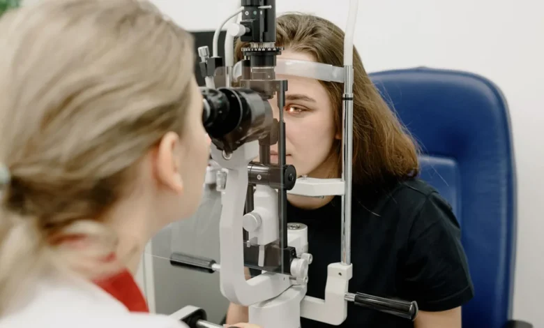 أمراض المناعة الذاتية وعلاقتها بالعين … تحذيرات طبّية من أخطار مجهولة