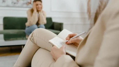 اليوم العالمي للصحة النفسية: كسر الصمت قبل فوات الأوان