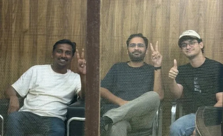 الهند.. حزب "الصراصير" يتهم السلطات باللجوء إلى "تكتيكات جبانة"